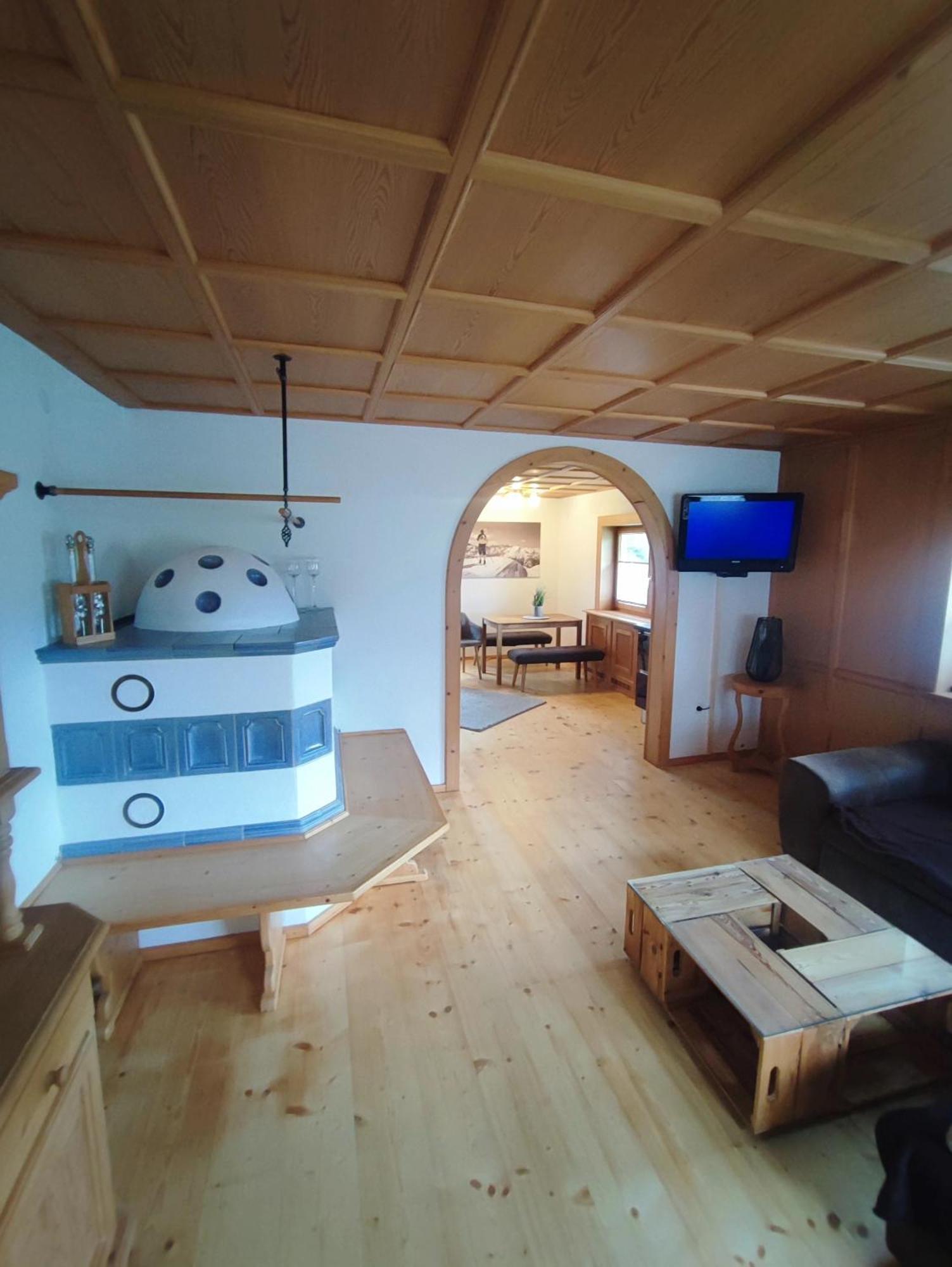 Lechhuamat Apartamento Weissenbach am Lech Exterior foto